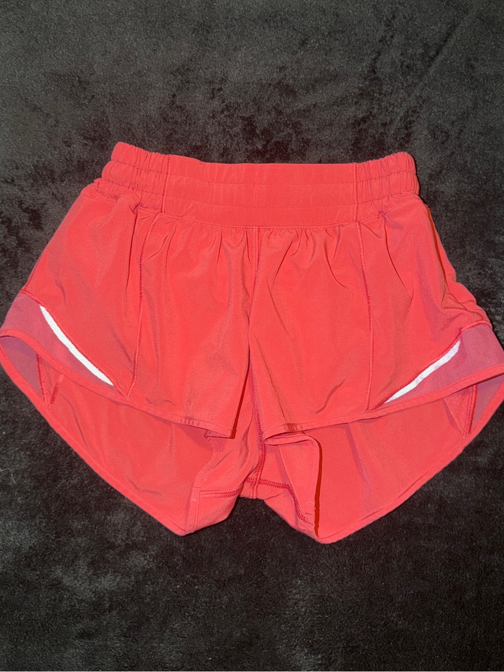 lululemon shorts - Picture 3 of 4